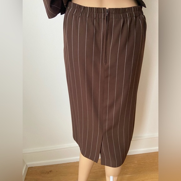 2-piece pin stripe summer skirt suit EU44 - Picture 4 of 8